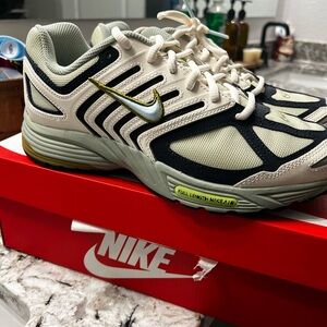 NIKE AIR PEGASUS 2005